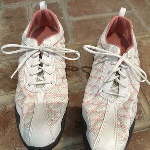 FootJoy White and Pink Quilted Golf Shoes